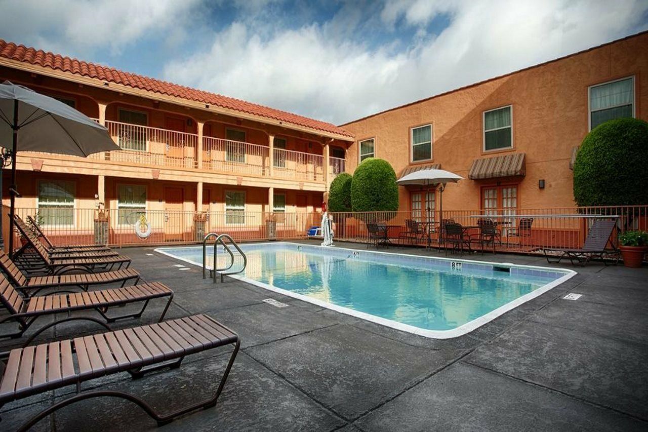 Motel 6 Dallas Tx Downtown Экстерьер фото